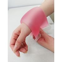 三重化学工業 ぷるcureアイスパック 1個 冷却用品 一般医療機器 伸びる 柔らかい 発熱 乳腺性 穿刺痛 炎症 浮腫 繰り返し