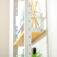 足立製作所 スリムウォールラック【幅70cm/つっぱり式】/ホワイト A175WH 1個（直送品）