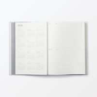 無印良品 一覧できるスケジュール帳 マンスリー デイリー ２０２５年１２月始まり 月曜始まり Ａ５ 白 良品計画