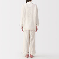 無印良品 レディース 婦人 脇に縫い目のない 二重ガーゼ長袖パジャマ 婦人Ｓ オフ白 良品計画