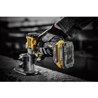 ポップリベット・ファスナー DEWALT デウォルト 18V 1.7Ah コンパクトバッテリー DCBP034ーJP 1個（直送品）