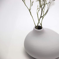 丸利玉樹利喜蔵商店 花瓶 AYAフラワーベース フラット 陶器 グレー 409583 1個（直送品）