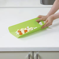 おれるまな板 グリーン 大サイズ 1個 新輝合成