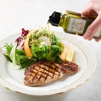 【手土産やプレゼントに】 「OLiVO」オリーブオイルとモデナ産ホワイトバルサミコ酢セット　ギフトカード　スタンダード封筒（直送品）