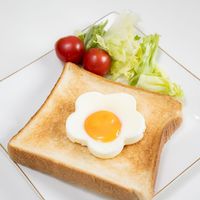 レンジで目玉焼きメーカー アイボリー LAKOLE/ラコレ