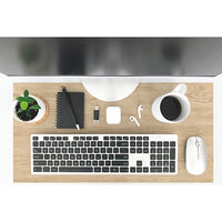 明和グラビア デスクマット 29×58cm パ-ソナルデスクマット 木目 塩化ビニル樹脂 ベ-ジュ 403865 1個（直送品）