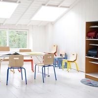 市場 PLETO キッズスチールチェア M レッド PLC-3252RD-4 1セット（4脚入）（直送品）