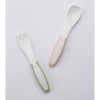 トライ おはし持ちスプーン・フォークセット（ケース付）1個 リッチェル