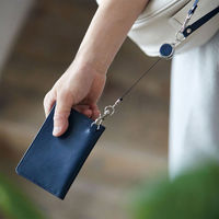 レイメイ藤井 グロワール 2つ折りパスケース ネイビー GLP1166K 1個