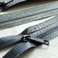 YKK Y.K.K 止水ファスナー 20cm 3本入 カーキ 3CFT20-566 1セット(3本入/5袋セット（直送品）