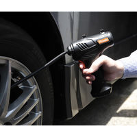 ファミリー・ライフ 充電式コードレス電動エアーコンプレッサー ACアダプター付き 04186 1個