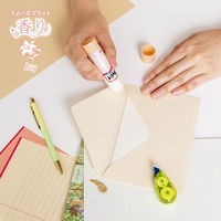 プラス スティックのり 香りプリット レギュラーサイズ 約10g ユリ 29772 1本