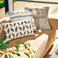 杉田エース CLOVERリーフ クッション CXX694718 1個（直送品）