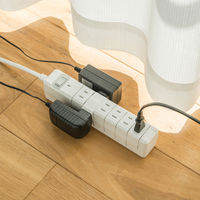 延長コード 電源タップ 両面挿し 2P式 12個口 1.8m ホワイト ファーゴ TAPKING PT60612WH