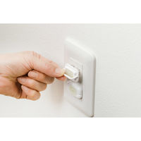 富士パックス販売 夜になると光るコンセントキャップ SV-7435 1個