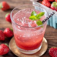 久世福商店 牛乳と混ぜる いちごミルクの素 470ml 1本 サンクゼール　希釈タイプ