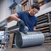 ボッシュ（株） コードレスシェア　本体のみ GSC18V-16EH 1台（直送品）