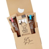 ギフトカード　手土産　お祝い　賞品　贈り物に　INIC coffee 人気2ボトルコーヒー・アソートの詰め合わせ　二重封筒（直送品）