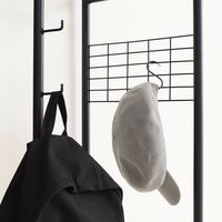 【軒先渡し】ヤマソロ オーア 大理石柄コーナーハンガー 幅380×奥行380×高さ1500mm ブラック 76-190 1台（直送品）