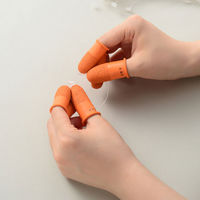 プラス　指サック　中　業務用パック　1箱（50個入）　KM-202H　35965（わけあり品）