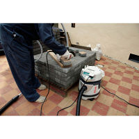 京セラインダストリアルツールズ　集じん機　乾湿両用　12L　3Pプラグ対応　VC-125W　（直送品）