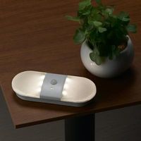 ヤザワコーポレーション ナイトライト 人感・明暗 乾電池式置き型 NBSMN15WH 1個