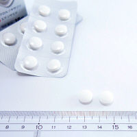 コリホグス 16錠 小林製薬【指定第2類医薬品】