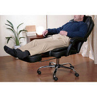 スライドフットレスト付きオフィスチェア 幅680mm 奥行670mm 高さ1010mm（直送品）