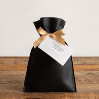 ヘッズ 不織布リボン付ギフトバッグーXS/ブラック 100枚（10枚×10セット）