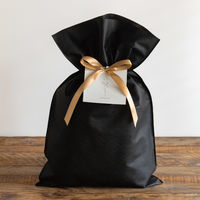 ヘッズ 不織布リボン付ギフトバッグーM/ブラック（10枚）