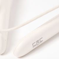 首掛けワイヤレスイヤホン アイボリー LAKOLE/ラコレ