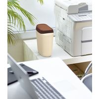 伊勢藤 スイング式くず入 ペンデル 3L ベージュ 4950672657872 1個