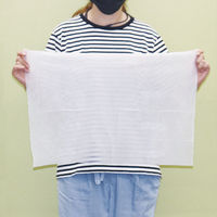 iiもの本舗 超大判温感ボディタオル 寒い日には温に着ます。 20枚入 4589596694726 1個(20枚入)（直送品）