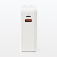 無印良品 急速充電ができるモバイルバッテリー付充電器（10000mAh USB-C/A） MJ-PSMB100 良品計画