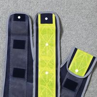 三ツ星貿易 サイズ調整型台形シート付き 高輝度安全ベスト MV70ーGWーT 1枚（直送品）