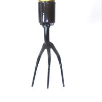 相田合同工場 田の草取り 3本爪 パイプ柄 AD-815 1本（直送品）