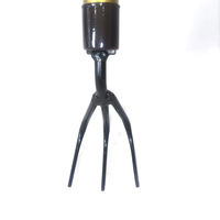 相田合同工場 田の草取り 3本爪 パイプ柄 グリップ付 AD-818 1本（直送品）