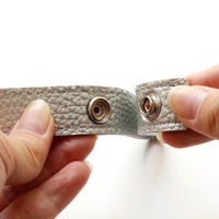 日本紐釦貿易 エンボス加工 ホック式かんたん付け替えハンドル S/40cm 2本1組入 MAW56-SL 1組2本入/2袋(合計2組入（直送品）