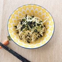 大森屋 パリパリわかめ兄弟 韓国ごま油風味 30g 便利なチャック付 ふりかけ　1個