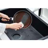 アイリスオーヤマ 軽量フライパンガス火対応20cm ブラック VLG-F20 1個（直送品）