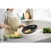 アイリスオーヤマ 軽量フライパンIH・ガス火対応30cm グレージュ VLI-F30 1個