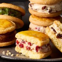 アデリー 2024【御歳暮】のし付き ホシフルーツ 発酵バターと果実のバターサンド HFB-01B 1箱（直送品）