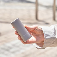 ライフオンプロダクツ 持ちやすいスリムカイロカバー&モバイルバッテリー機能付 モカ LCAEA006-MO 1台