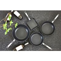 北陸アルミニウム IHベルサージュフライパン28 4977449007838 1個