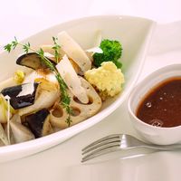 サンクゼール 生野菜入り農場ソース 125ml【香味野菜入りドレッシング】 1本