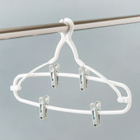 ズボンハンガー　2個組 １パック（2個組）