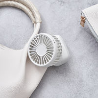 ライフオンプロダクツ カラビナリール付手のひらファン リリーホワイト LCAF025-LW 1台