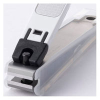 貝印 ツメキリtype001M ST(白) 4901601240337 1ケース(120個)（直送品）