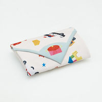 スケーター KBST43 くっつくランチクロス 【つむぱぱ トミカとトム】 684470-KBST43 1個（直送品）