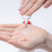 モイスチュアマイルド　ホワイト　リンクルケア　パーフェクトエッセンス　つめかえ　200ml　コーセーコスメポート